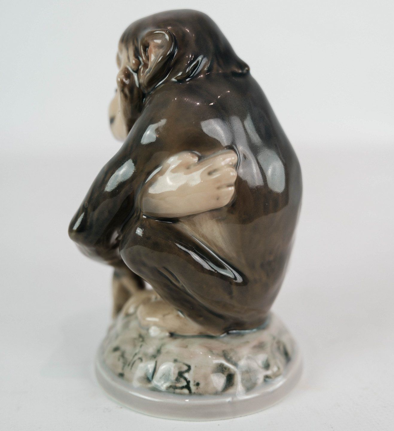Porcelain Figure In The Form Of A Monkey, No .: 1055 By Dahl Jensen. photo for sale