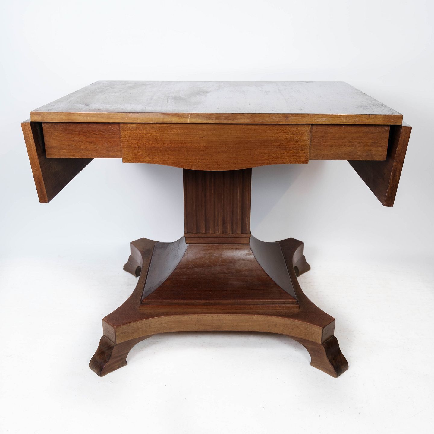 Dining Table Of Mahogany  From The 1920s.