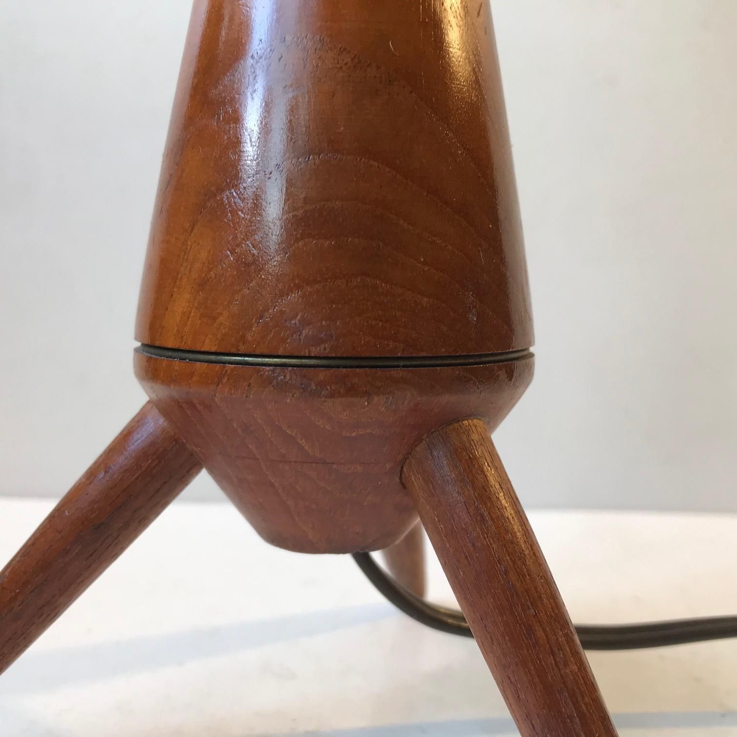Scandinavian Midcentury Tripod Table Lamp In Teak And Glass 1960s photo vinterior