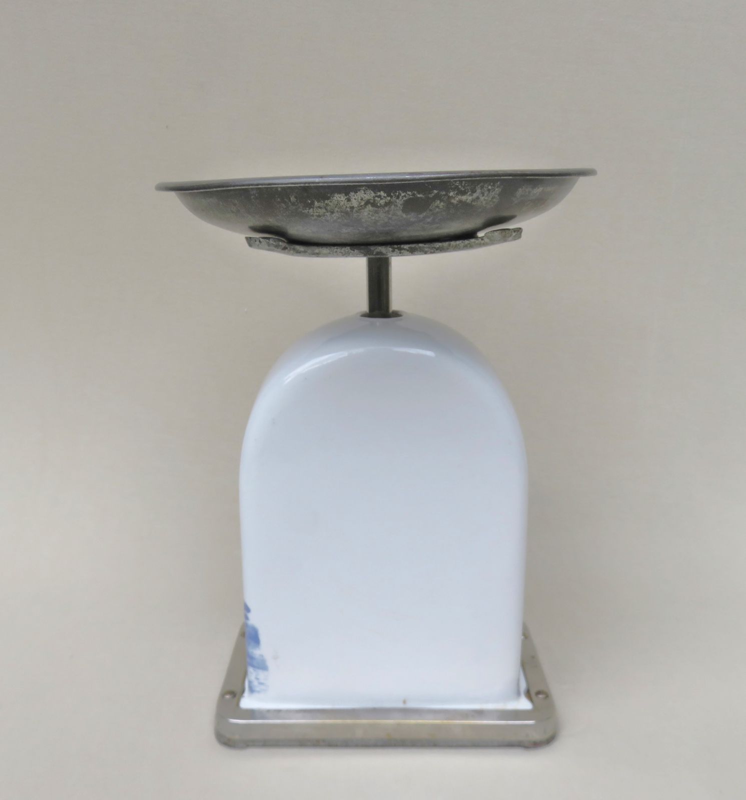 Antique Ceramic Kitchen Scales From Krups photo vinterior