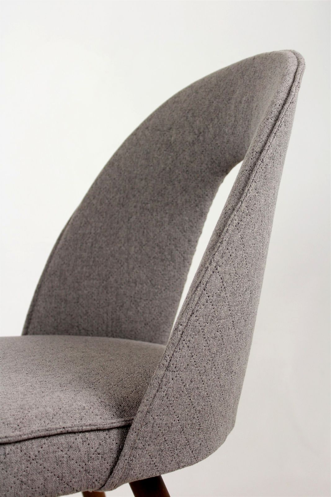 photo vinterior Dining Chairs By Antonín šuman For Tatra, 1960s, Set Of 2