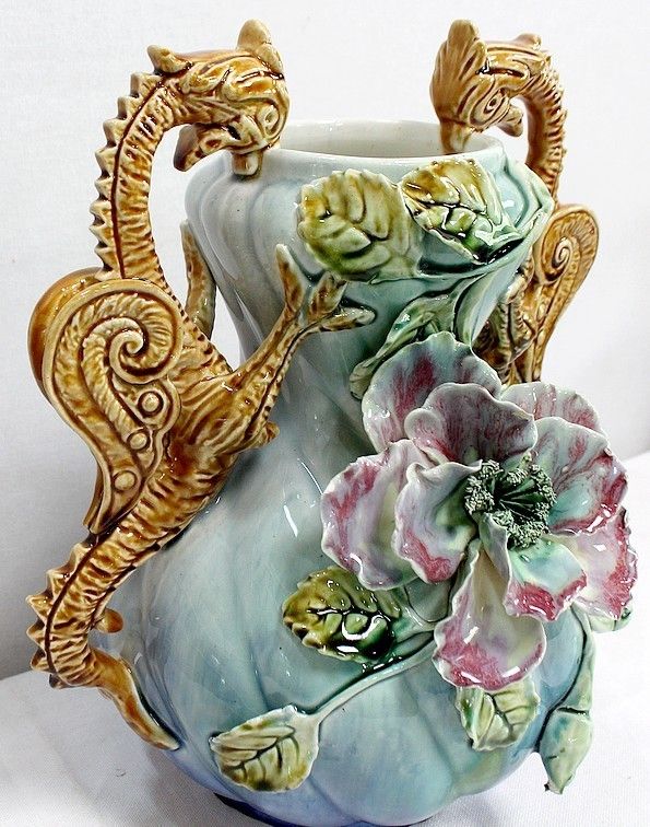 photo vintage Barbotine Garnish, Art Nouveau, 1900