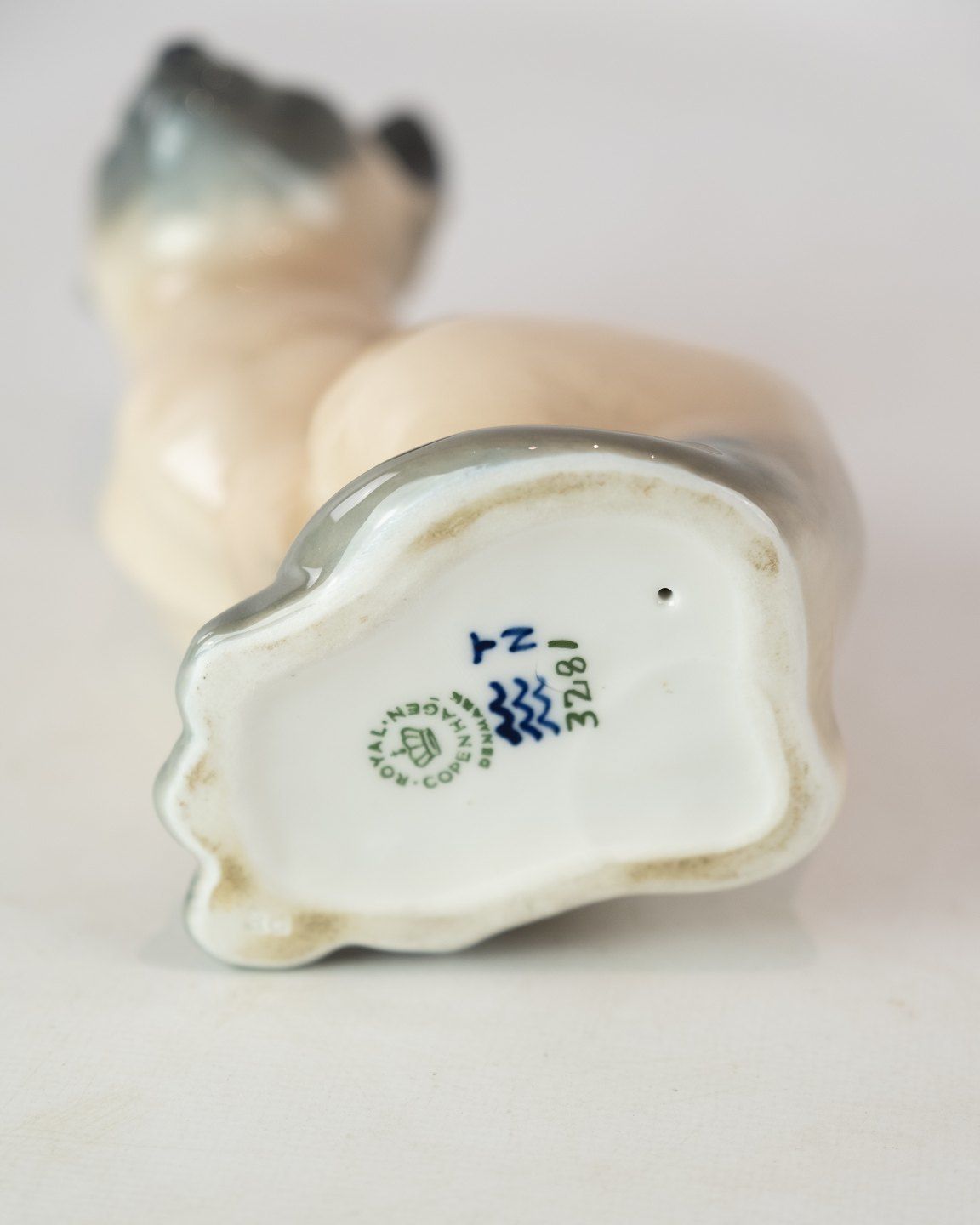 Kgl. Porcelain Figurine, Siamese Cat, No .: 3281 By Royal Copenhagen. photo buy
