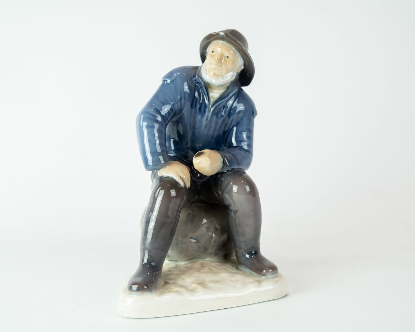 Porcelain Figure Of The Old Fisherman From Skagen, No.: 2370, By Bing And Grøndahl.