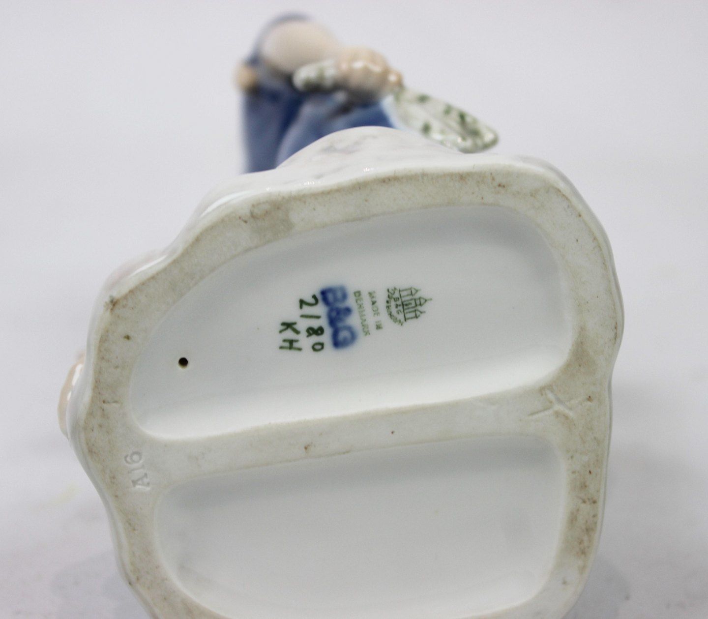 Porcelain Figurine Of Girl With Goat, No .: 2180 Design By Axel Loche For B&G. photo Art