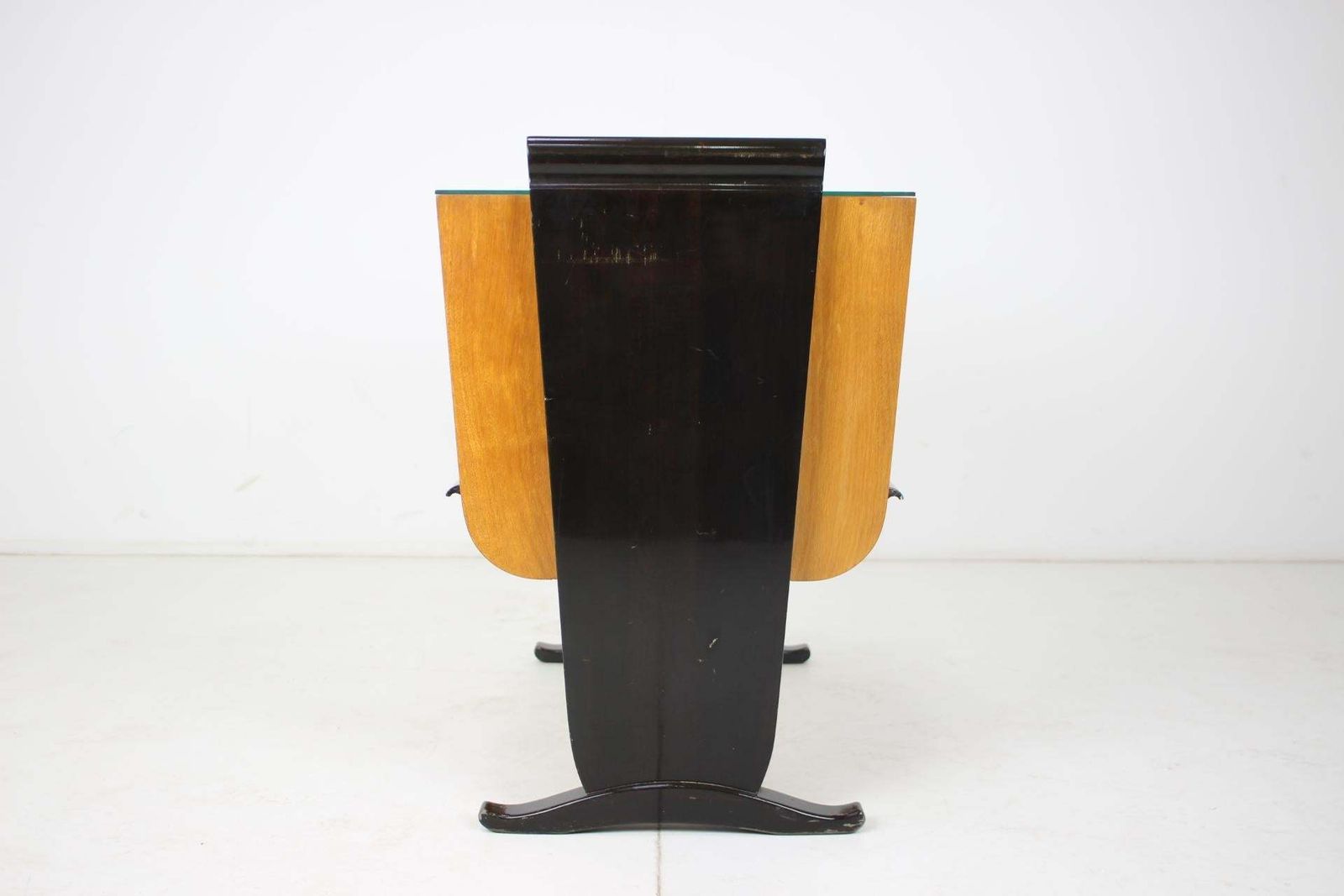 Art Deco Bar Designed By Jindřich Halabala, 1930's. photo Furniture
