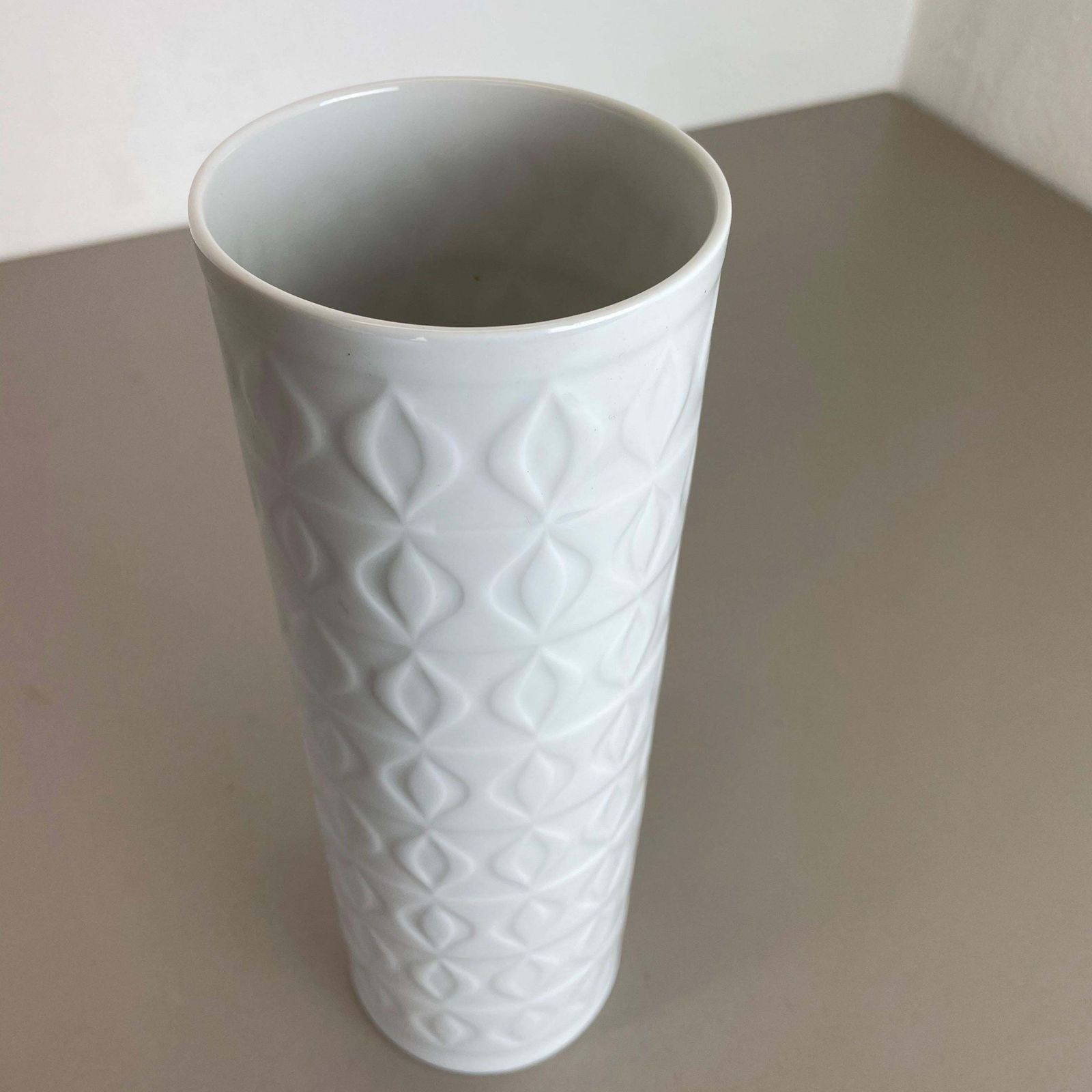 Large 1970s Op Art Biscuit Porcelain German Vase Made By Ak Kaiser, Germany photo buy