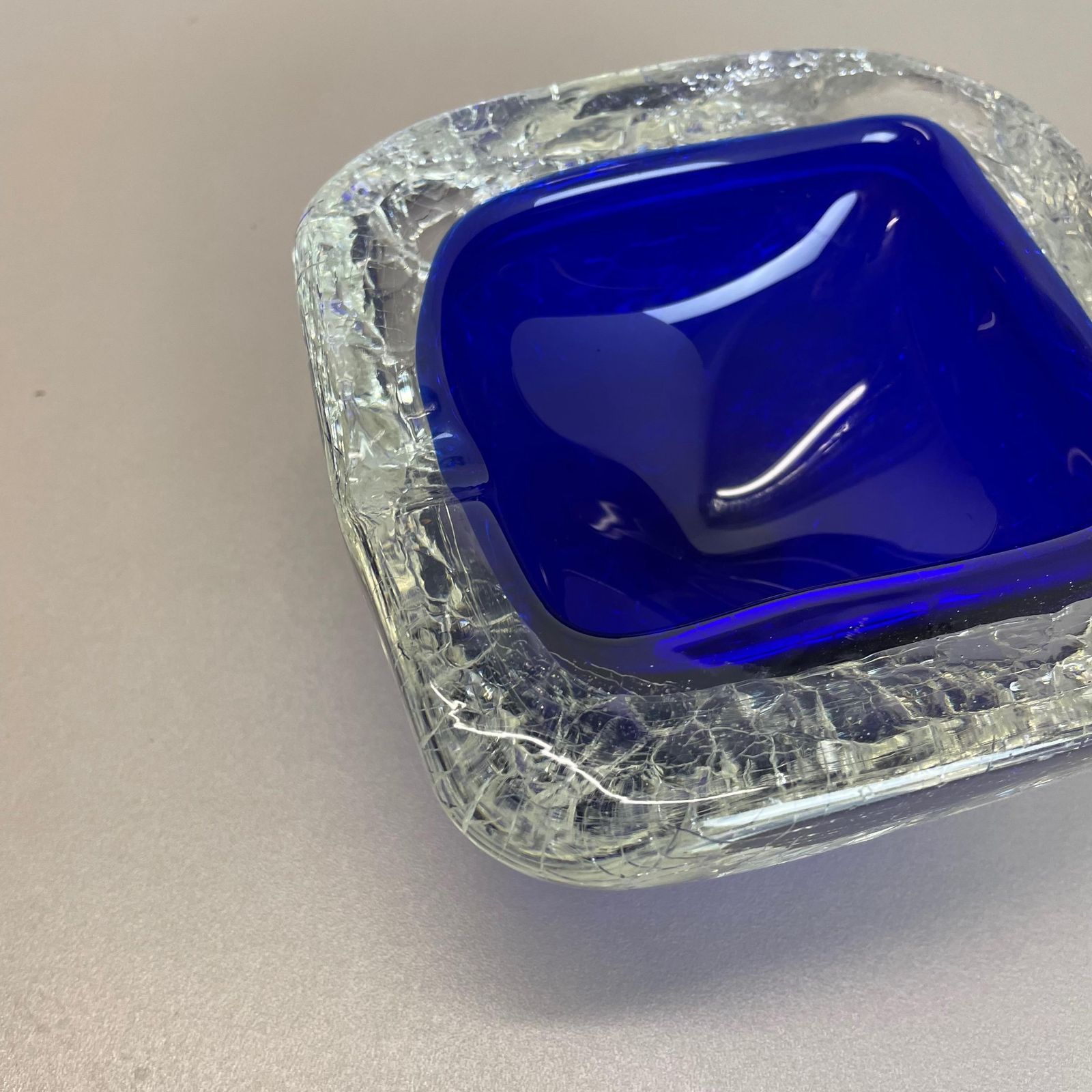 Set Of 2 Murano Glass Crack Structure Bowl Shells Ashtray Element, Italy, 1970s photo 829.0