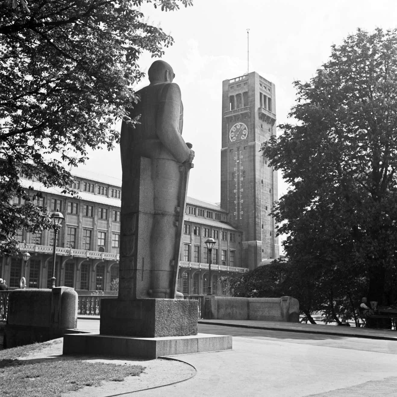 Karl Heinrich Lämmel Bismarck Monument View To Deutsches Museum, Munich Germany 1937, Printed Later 1937/2021