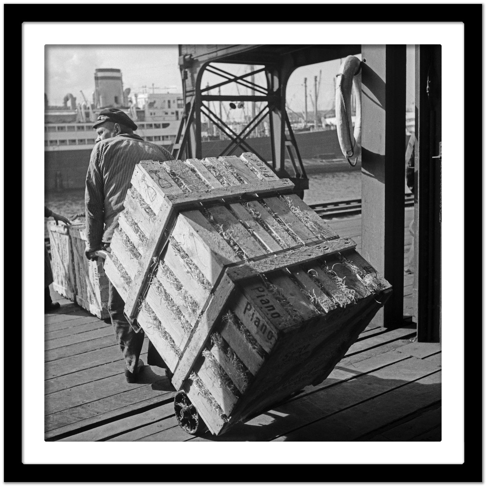 Karl Heinrich Lämmel A Worker At Hamburg Harbor, Germany 1937, Printed Later 1937/2021 photo Art