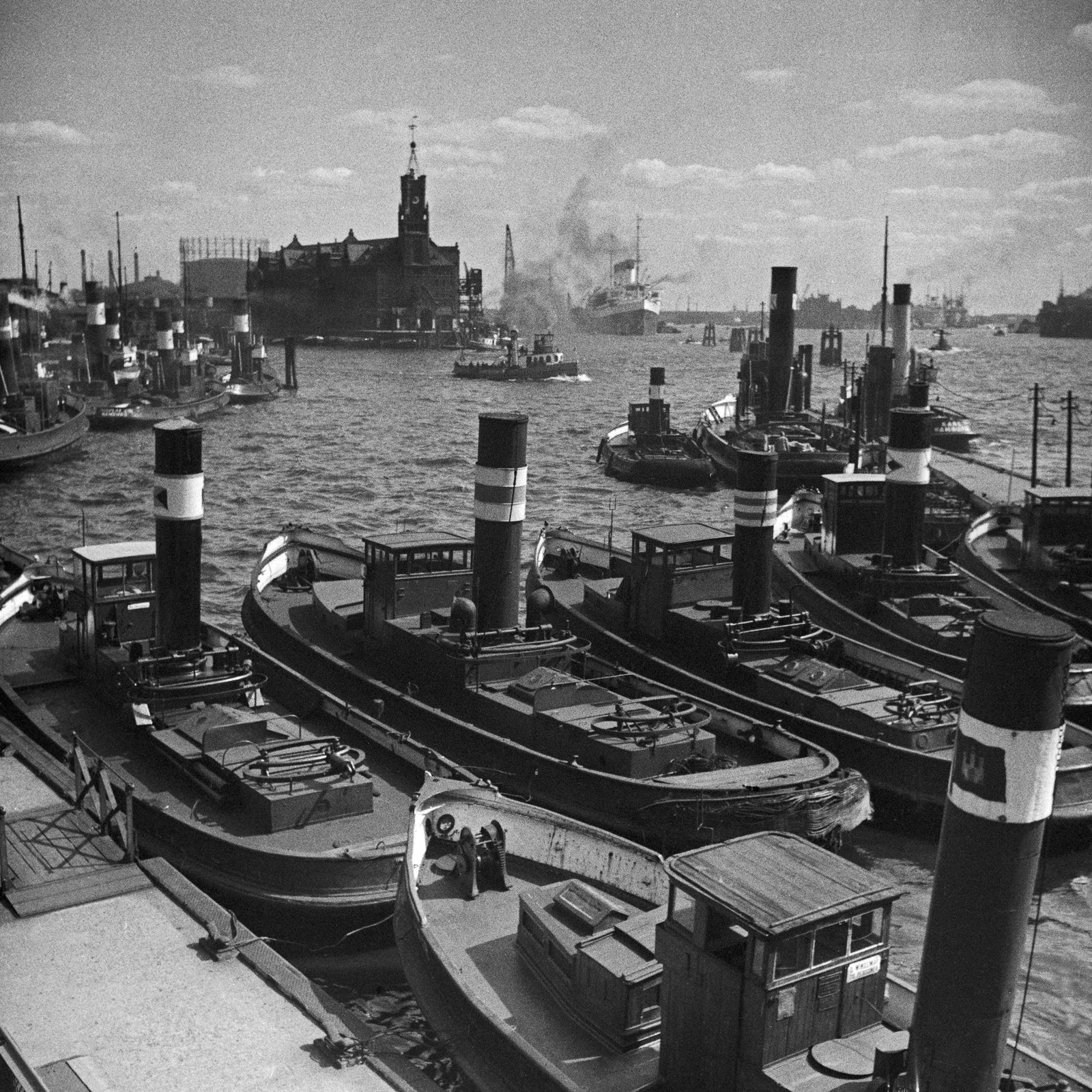 Karl Heinrich Lämmel Ships At Hamburg Harbor, Germany 1937, Printed Later 1937/2021