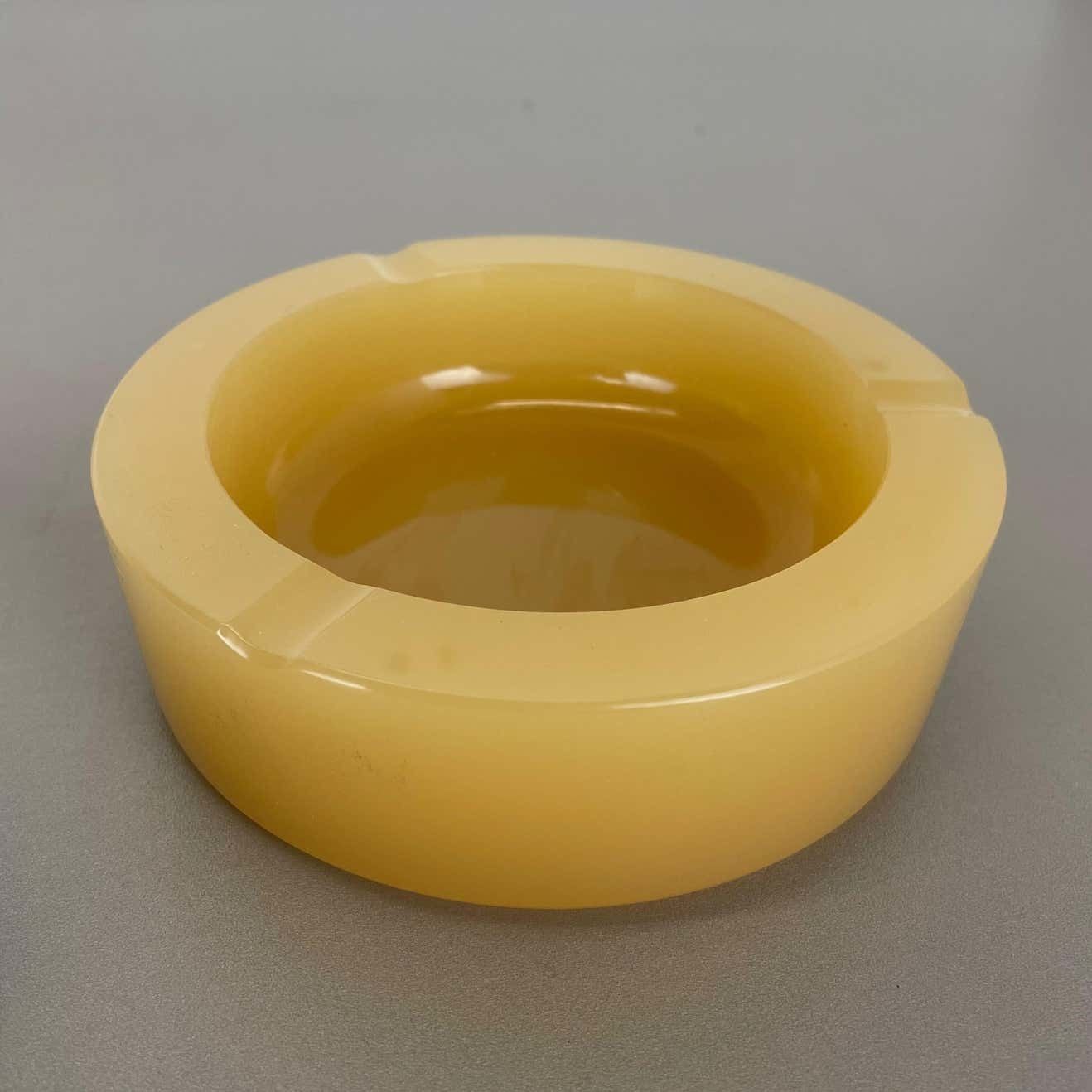 photo furniture Set Of 2 New Old Stock Murano Opaline Glass Ashtray Shell Bowl By Cenedese, 1960