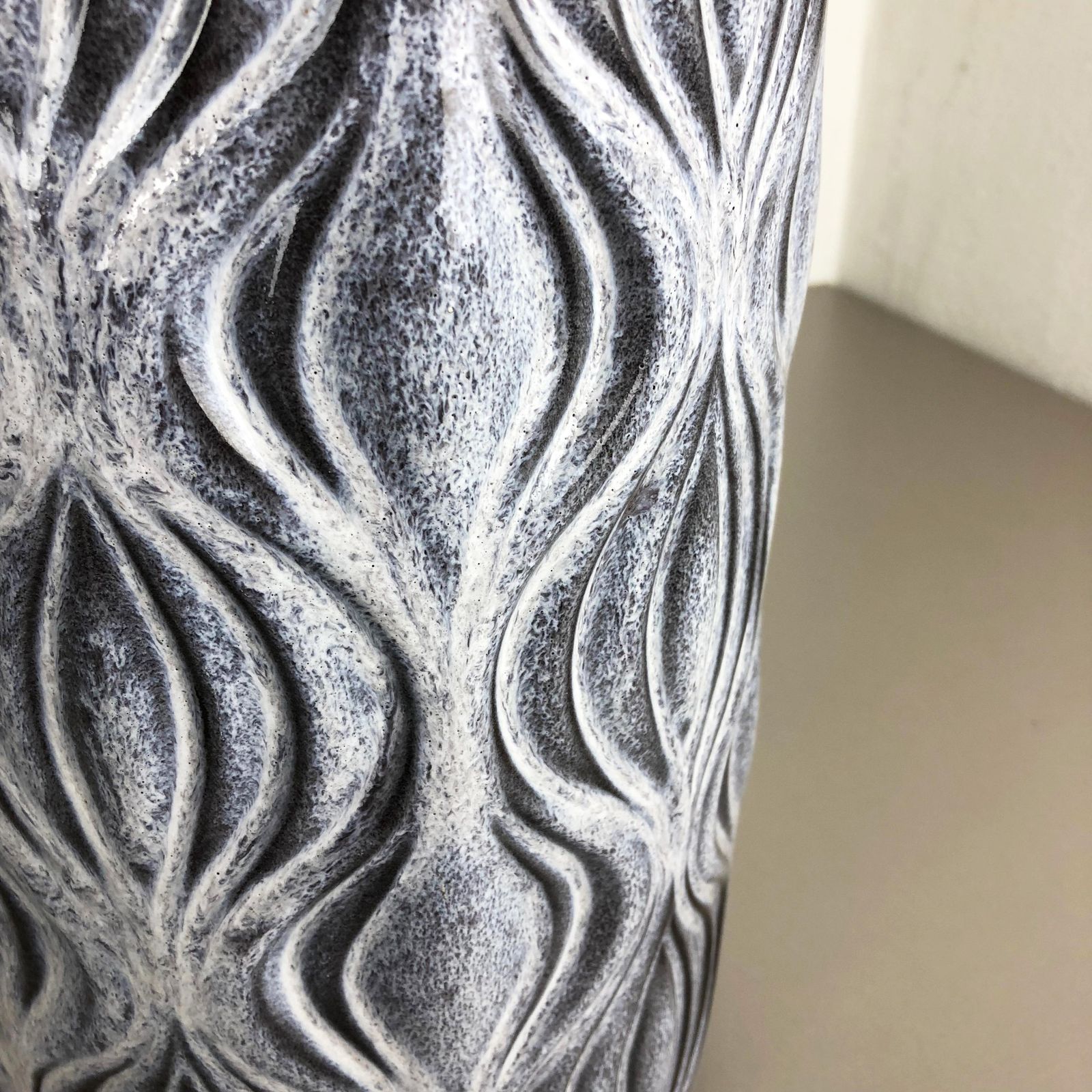 photo vinterior Large Pottery Fat Lava Multi Color Onion 485 45 Vase Made By Scheurich, 1970s