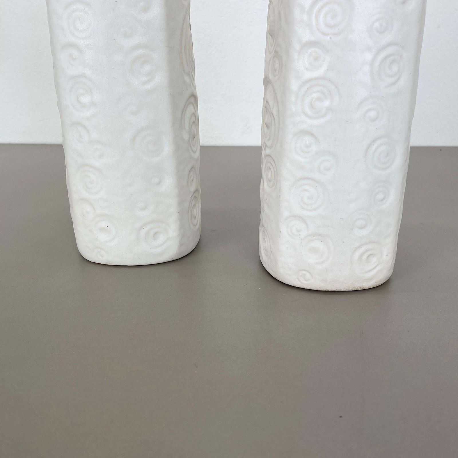 photo for sale Set Of Two Pottery Fat Lava Vases Jura "482 28" Made By Scheurich, Germany 1970s