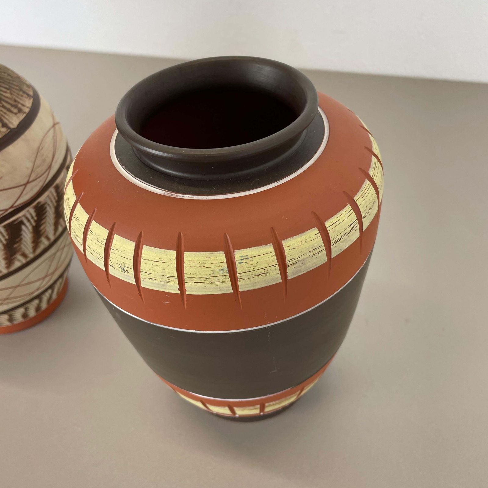 photo furniture Set Of 3 Abstract Ceramic Pottery Vases By Eiwa / Akru Ceramics, Germany, 1950s