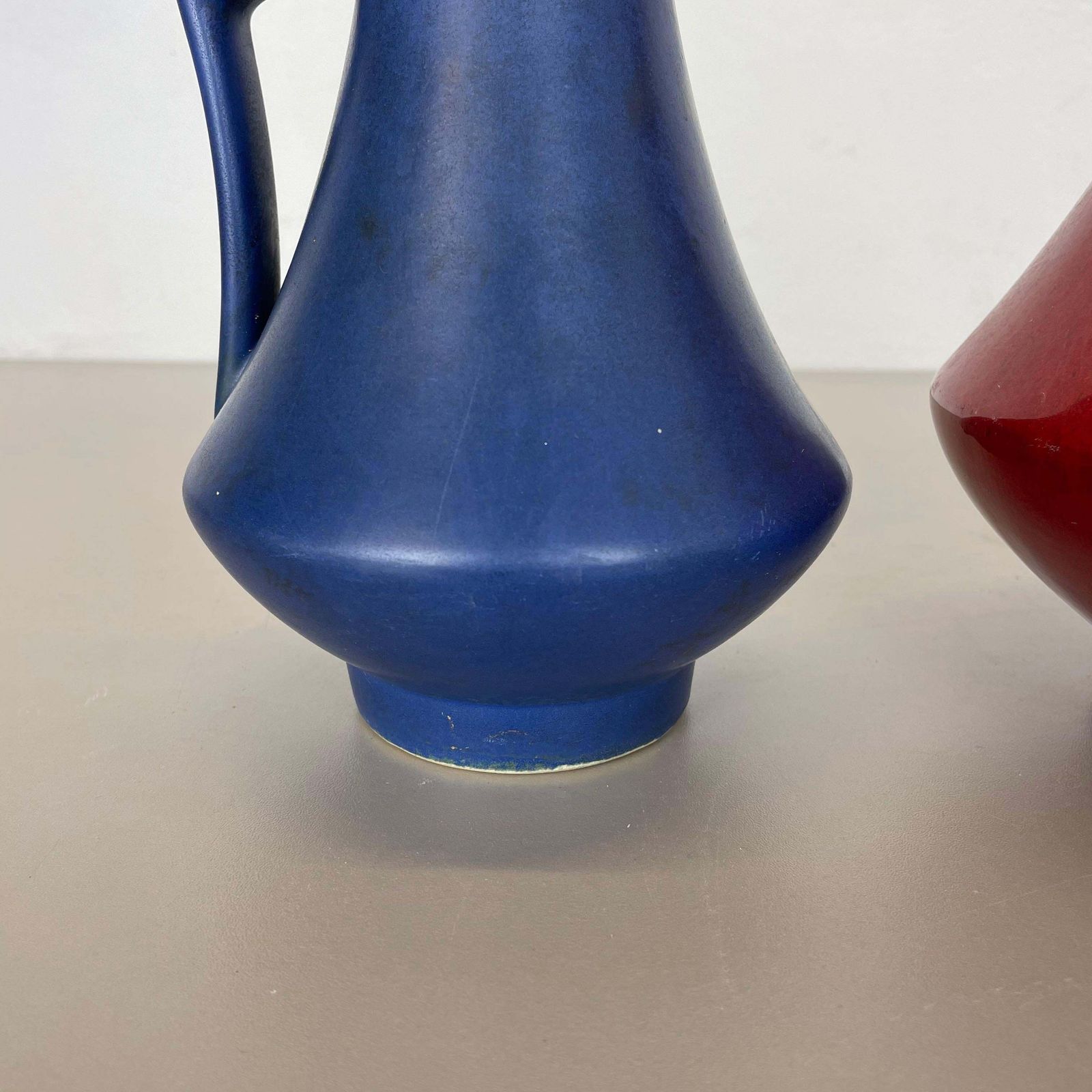 Set Of Two Pottery Fat Lava Vases "Black Red" By Jopeko, Germany, 1970s photo vinterior