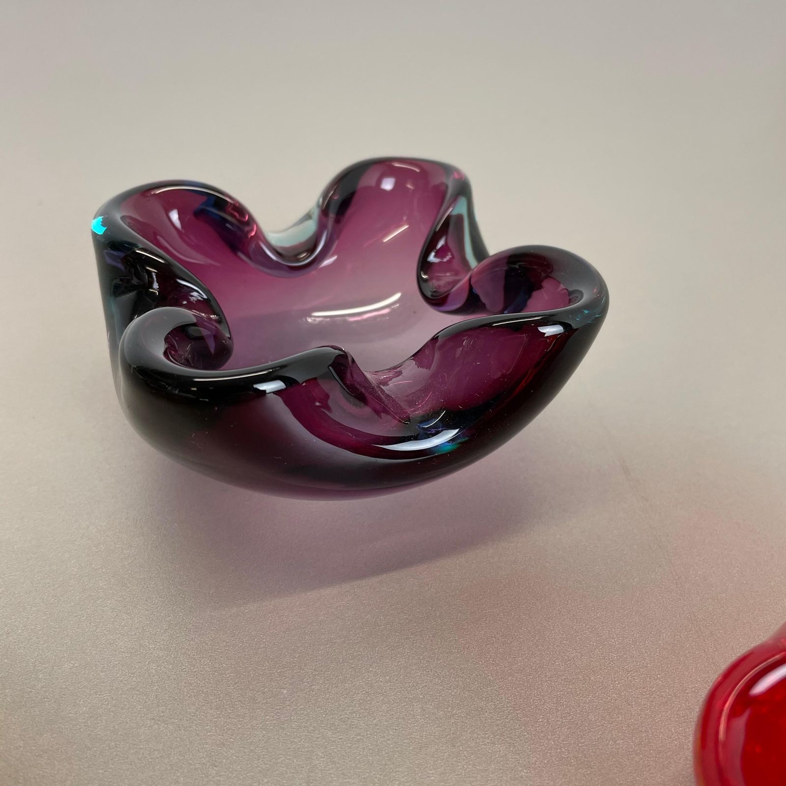 photo furniture Set Of 3 Murano Glass Sommerso Bowl Shells Ashtray Element, Italy, 1970s