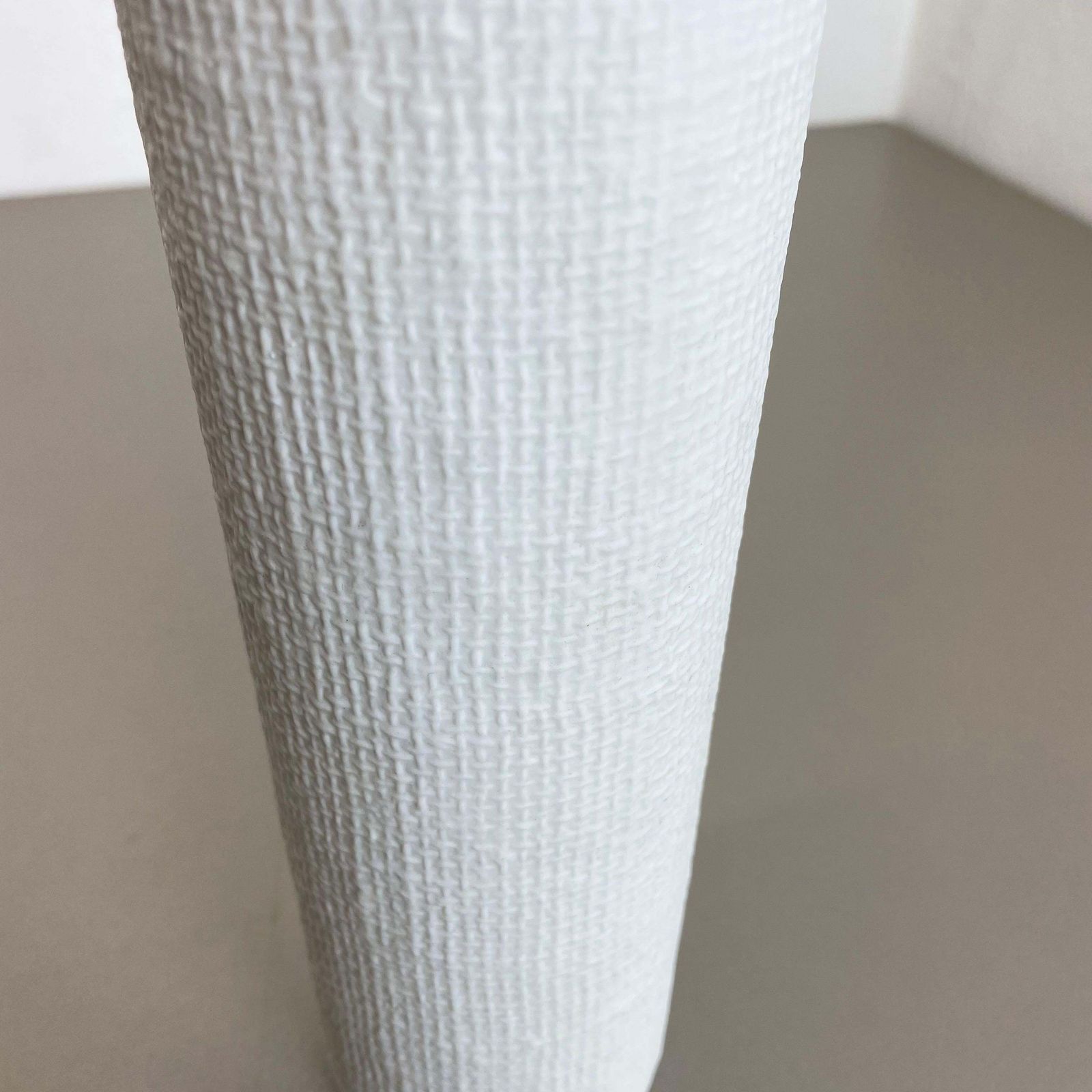 photo for sale 1970s Op Art Vase Porcelain Vase By Heinrich Fuchs For Hutschenreuther, Germany