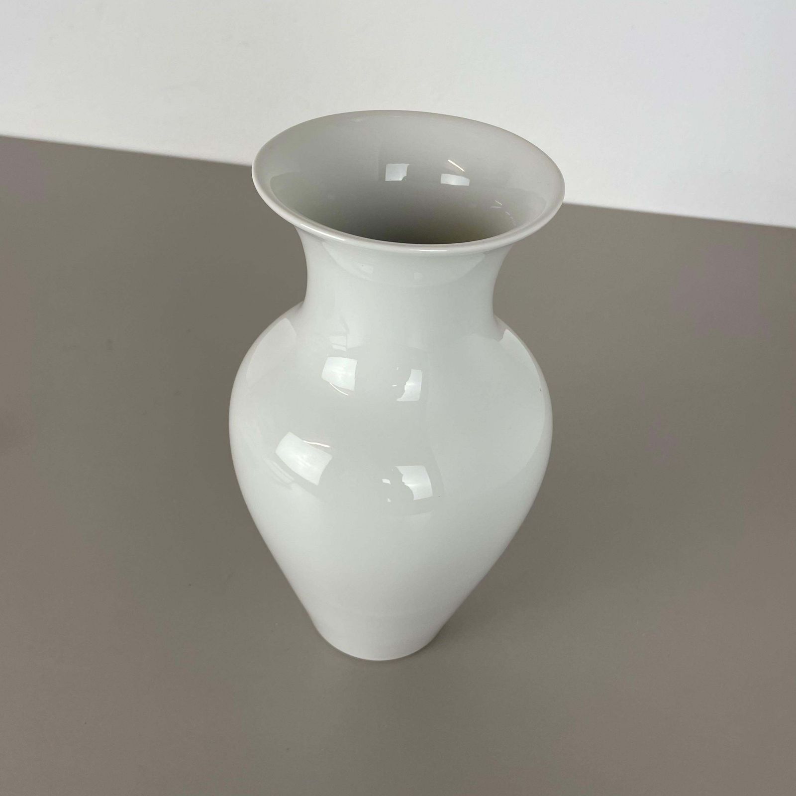 photo vinterior Small Op Art Vase Porcelain German Vase By Kpm Berlin Ceramics Germany 1960