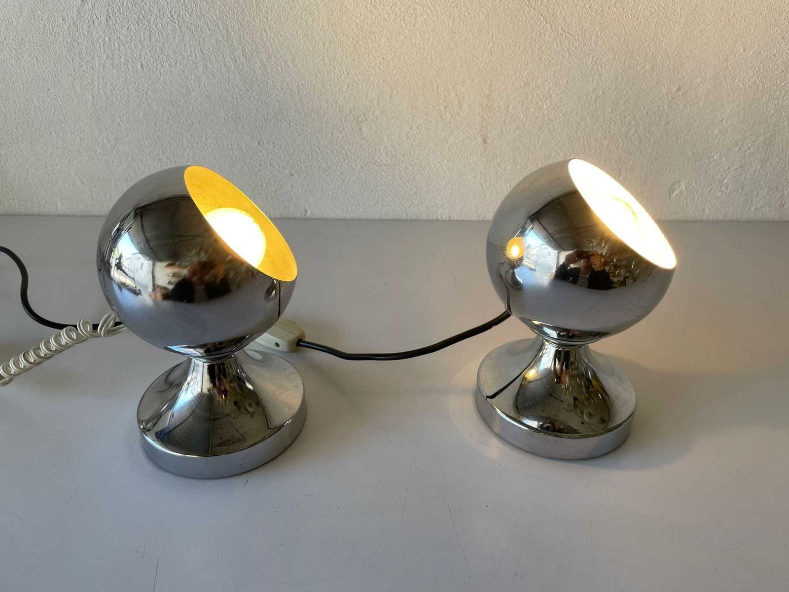 Italian Space Age Chrome Pair Of Table Lamps With Magnetic Shades, 1970s, Italy photo vintage
