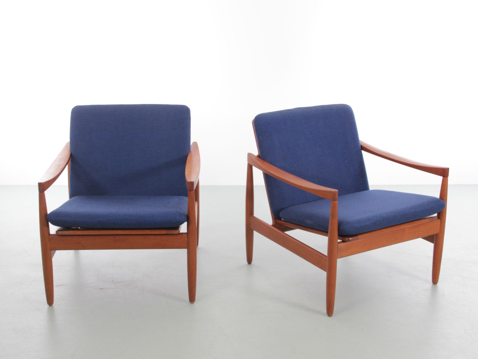 Mid Century  Modern Pair Of Lounge Chairs In Teak By Skive Møbelfabrik photo vinterior