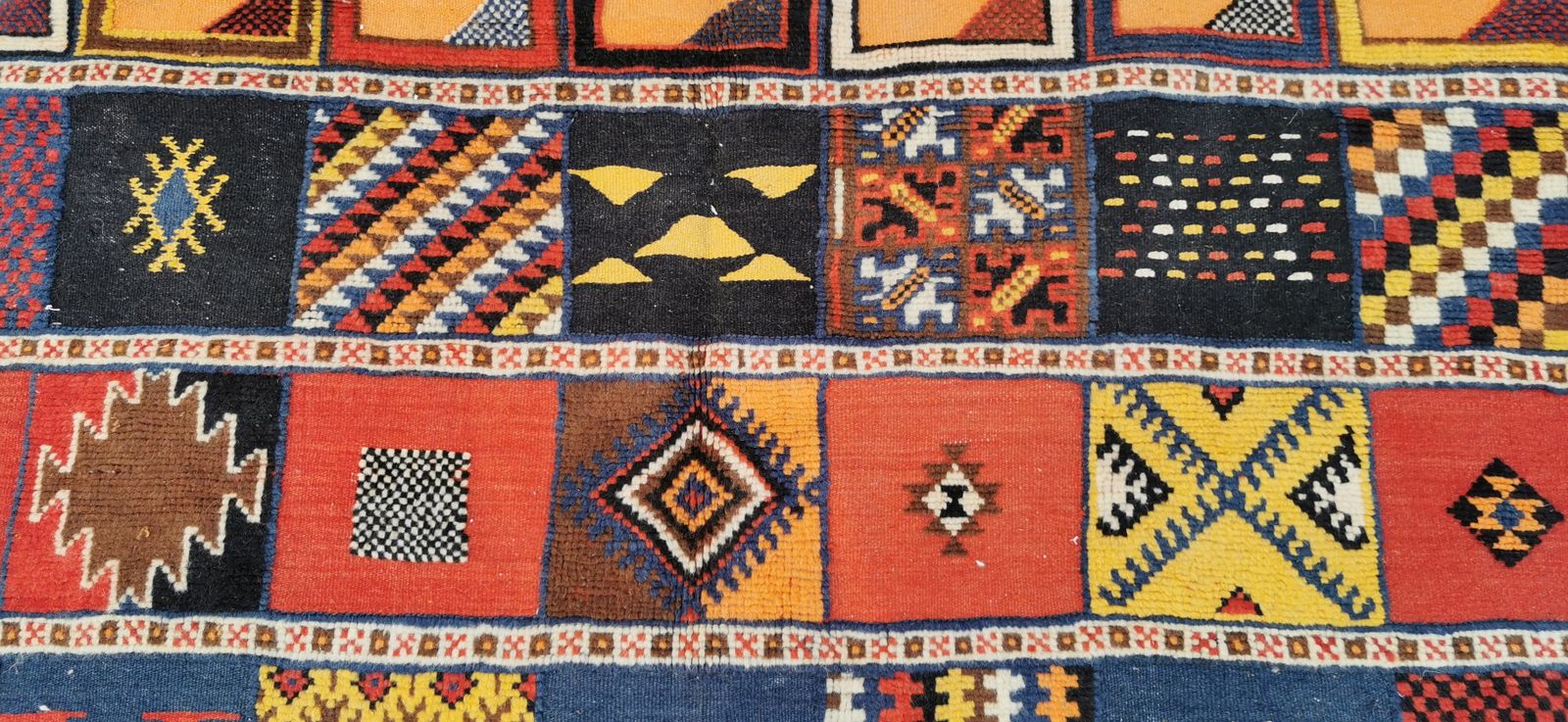 photo vinterior Authentic Handmade Woven Moroccan Rug  Colouful Berber  Carpet, Pure Wool Vegetable Dyes