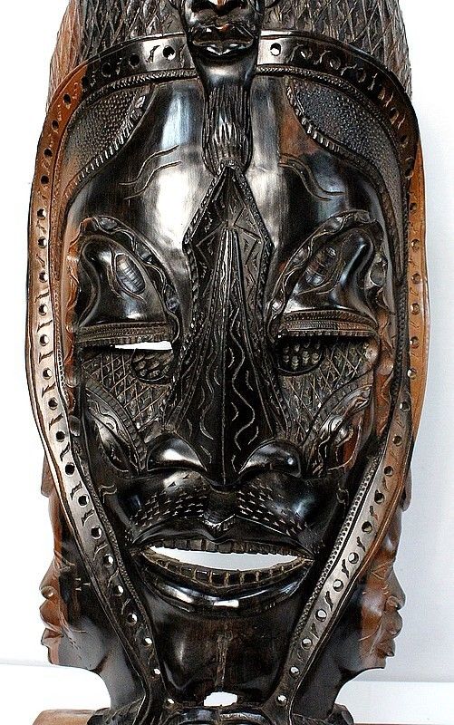 photo vinterior Important African Mask In Ebony   20th
