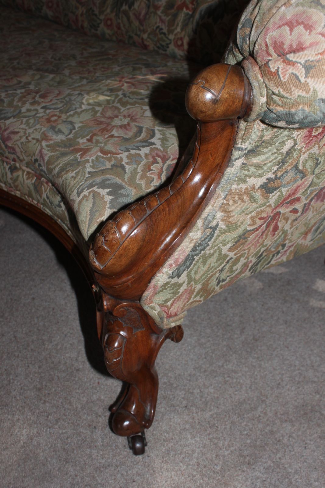 A Wonderful And Rare Antique Victorian Original Carved Walnut Chesterfield Sofa. photo vintage