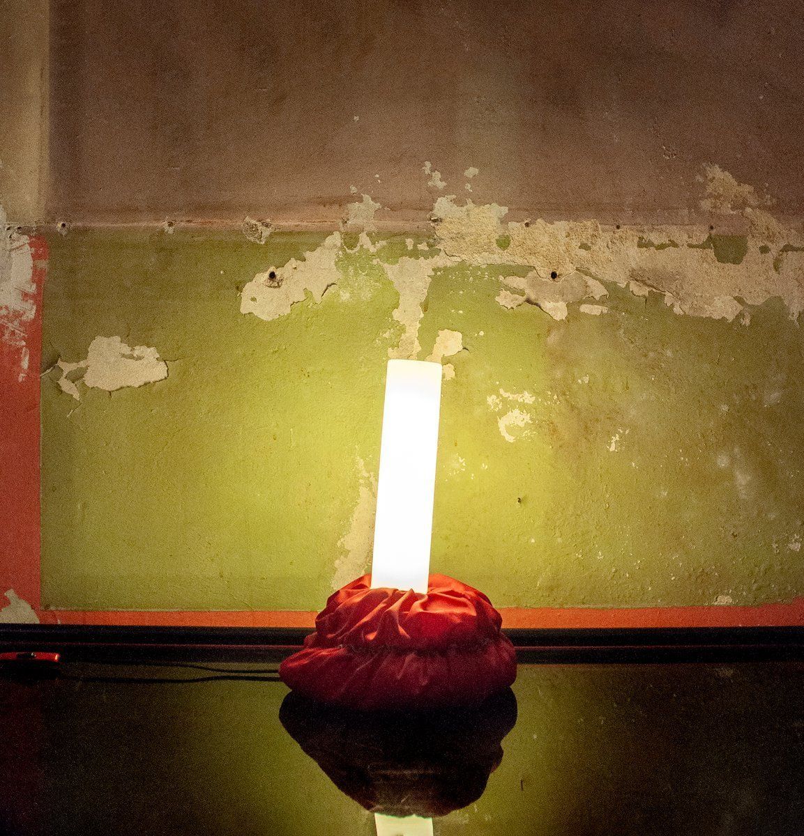 Cloche Lamp Van J. De Pas, D. D'urbino & P. ​​Lomazzi Voor Sirrah, 1984 photo furniture