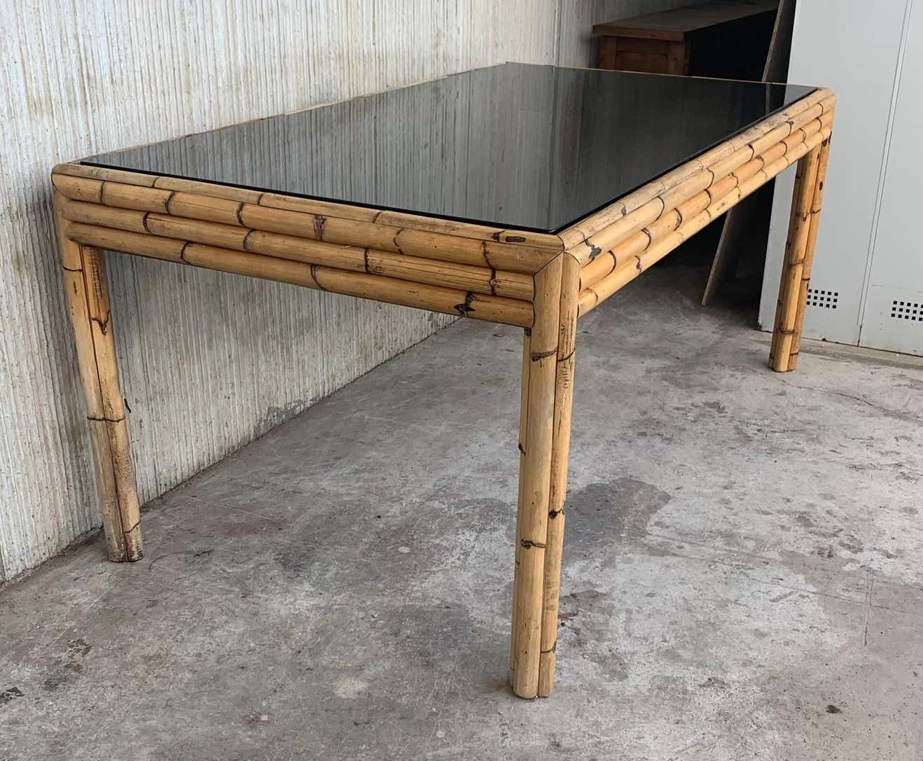 Table à manger en bambou et verre fumé, Espagne, années 1980 photo vintage