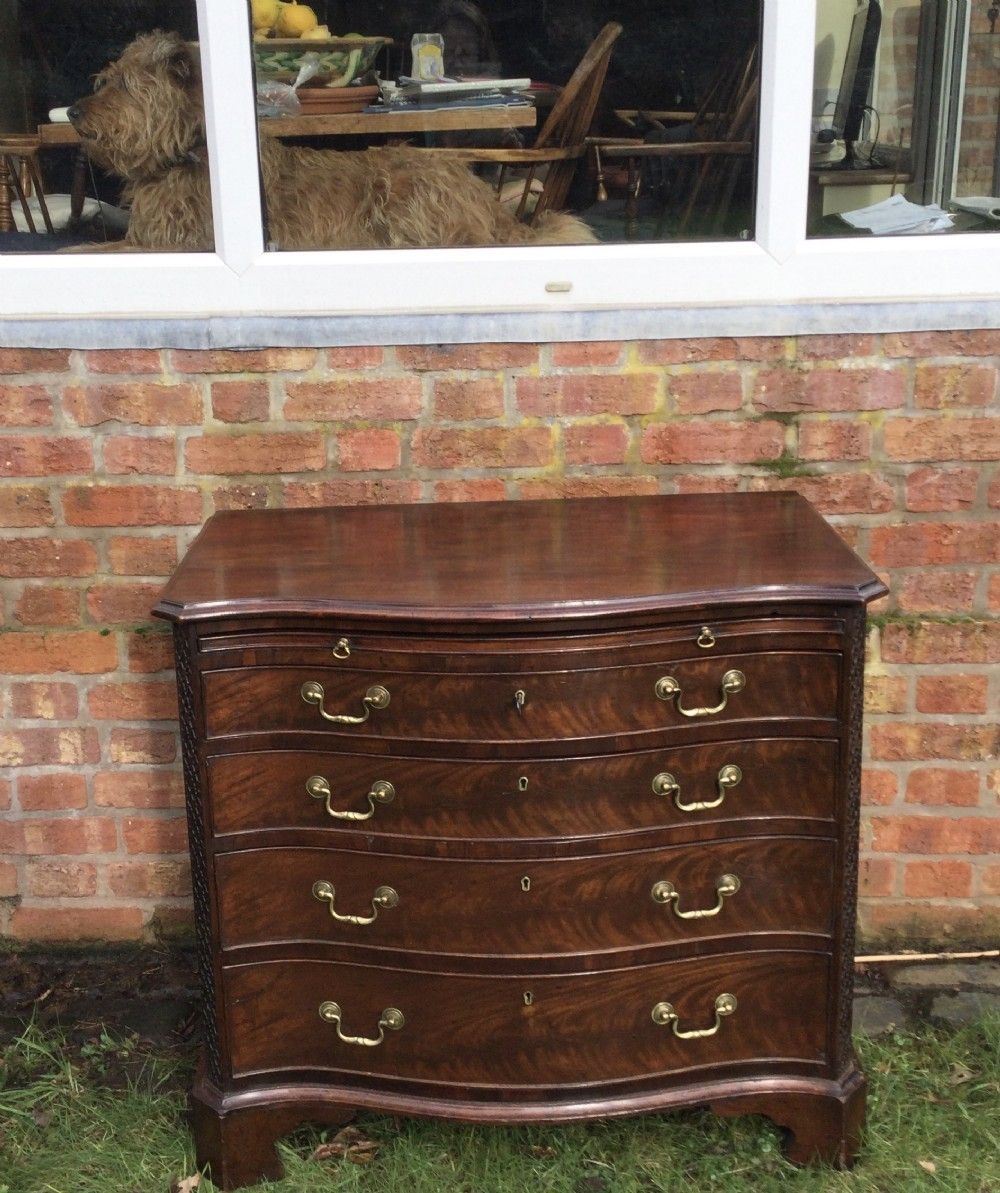Serpentine Chest Of Drawers, 1800s photo vinterior