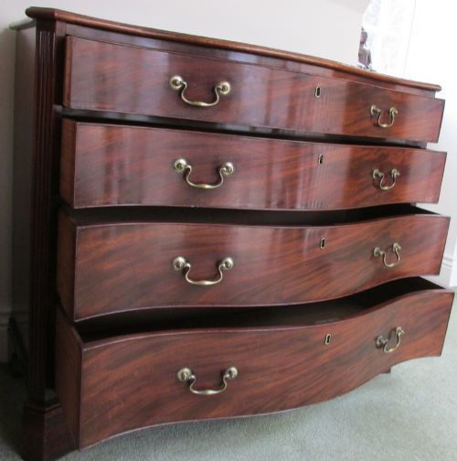 Fine Serpentine Mahogany Chest Of Drawers photo vinterior