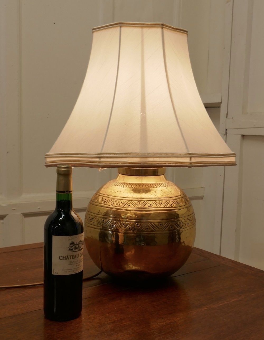 Large Brass Ball Table Lamp With Hand Beaten Decoration photo for sale