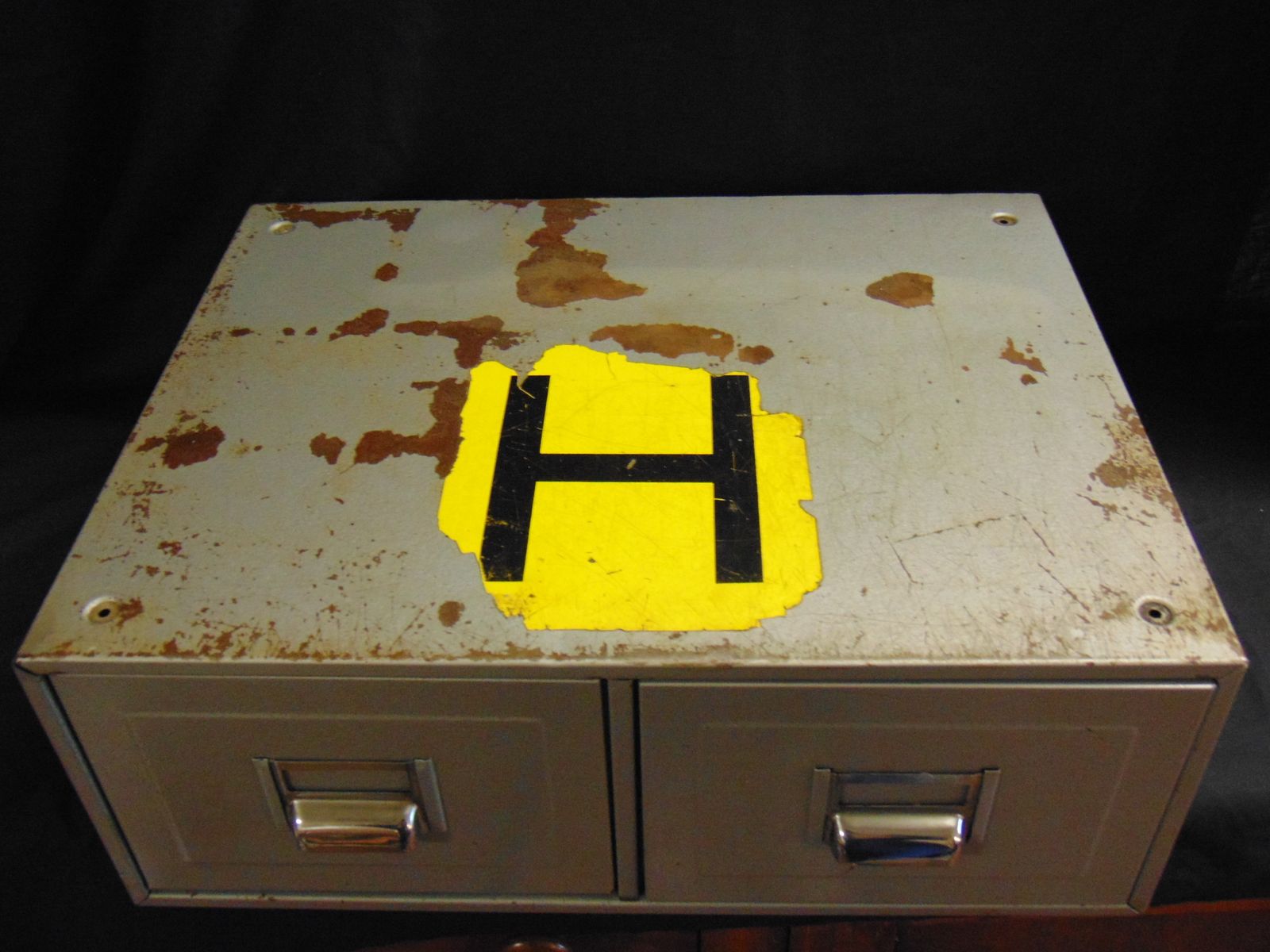 Industrial Bank Of 2 Index Card Filing Drawer photo Furniture