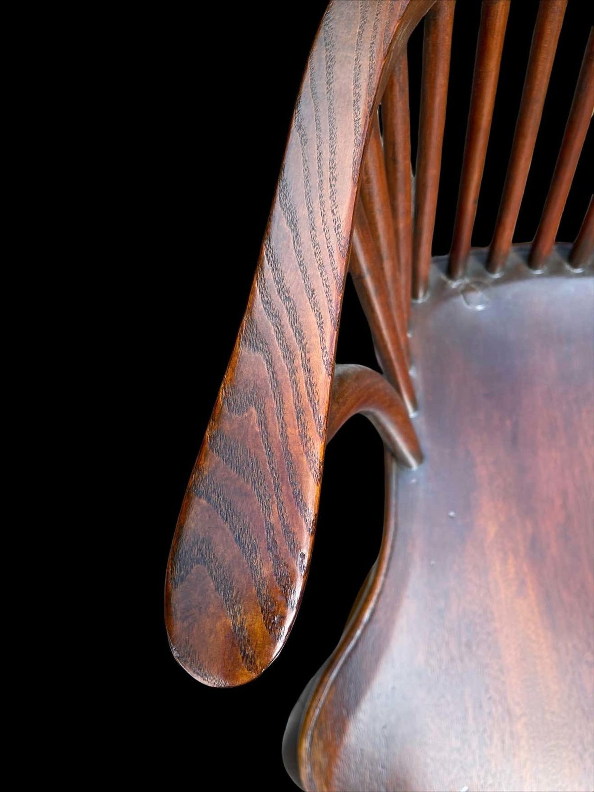 George III Style Carved Mahogany Windsor Armchair In The Hepplewhite Style photo 950.0