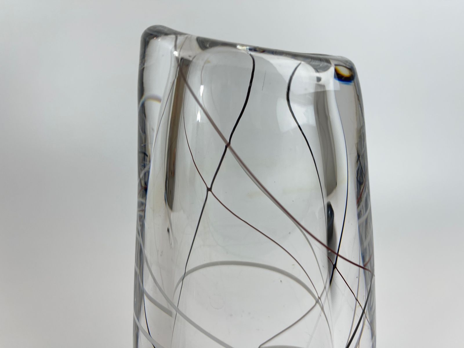 Vicke Lindstrand For Kosta In The 1950s. Vase With White, Black And Red Thread photo Home Decor
