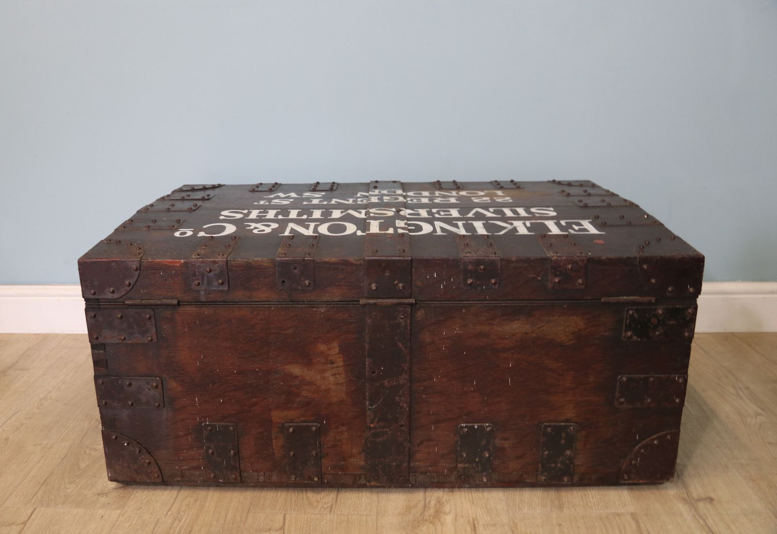 A Truly Original & Rare Early Silver Chest By The Very Well Renowned London Based Silversmiths Elkington & Co. photo 395.0