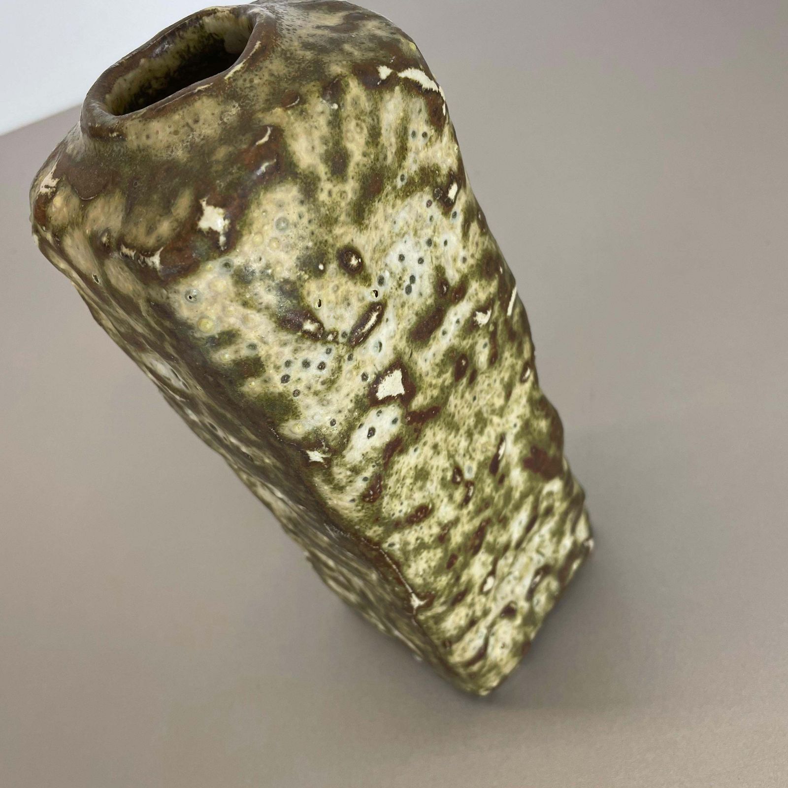 photo vintage Original 1960 Ceramic Studio Pottery Vase By Piet Knepper For Mobach Netherlands