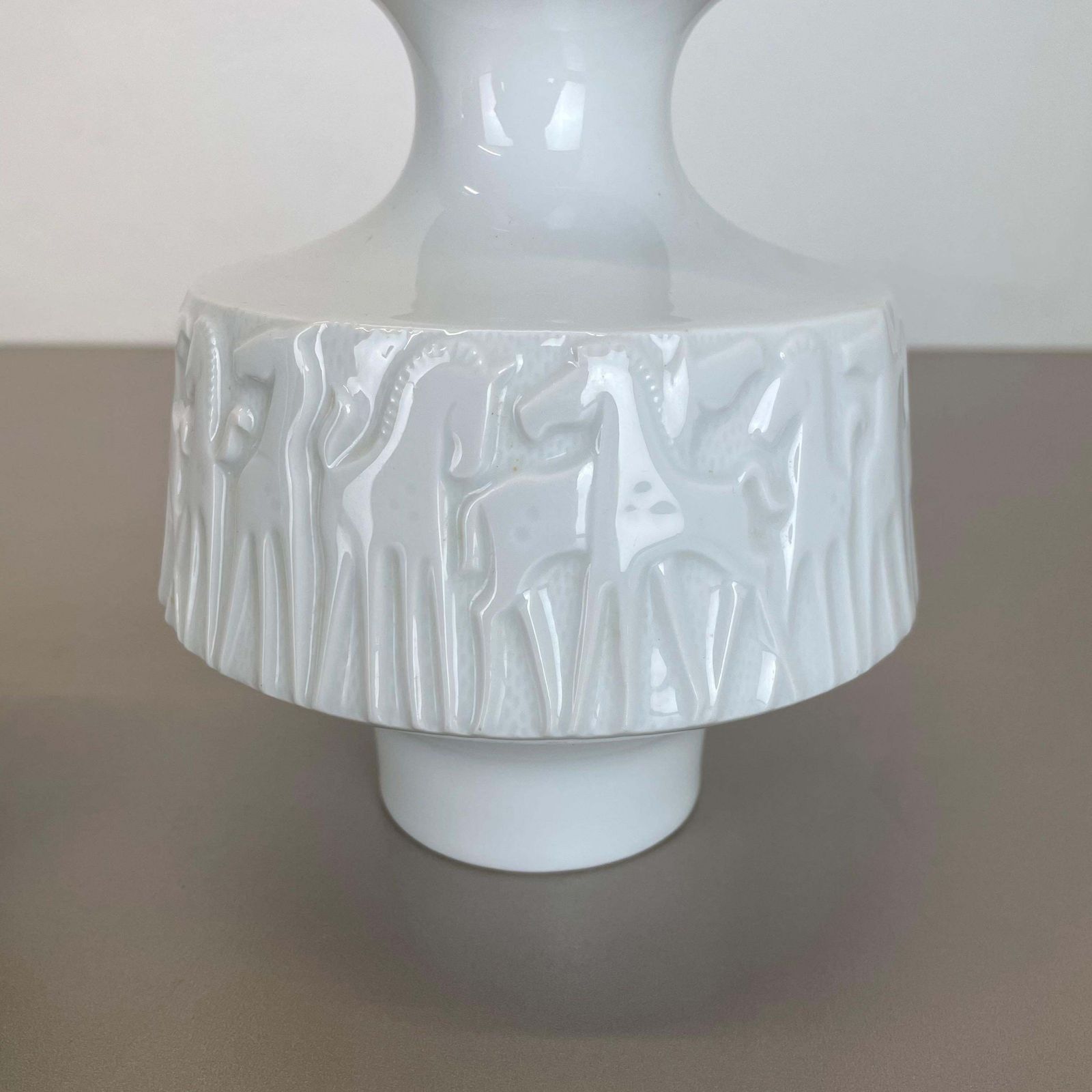 photo vinterior Set Of 2 Op Art Biscuit Porcelain Vases By Edelstein Bavaria, Germany, 1970s