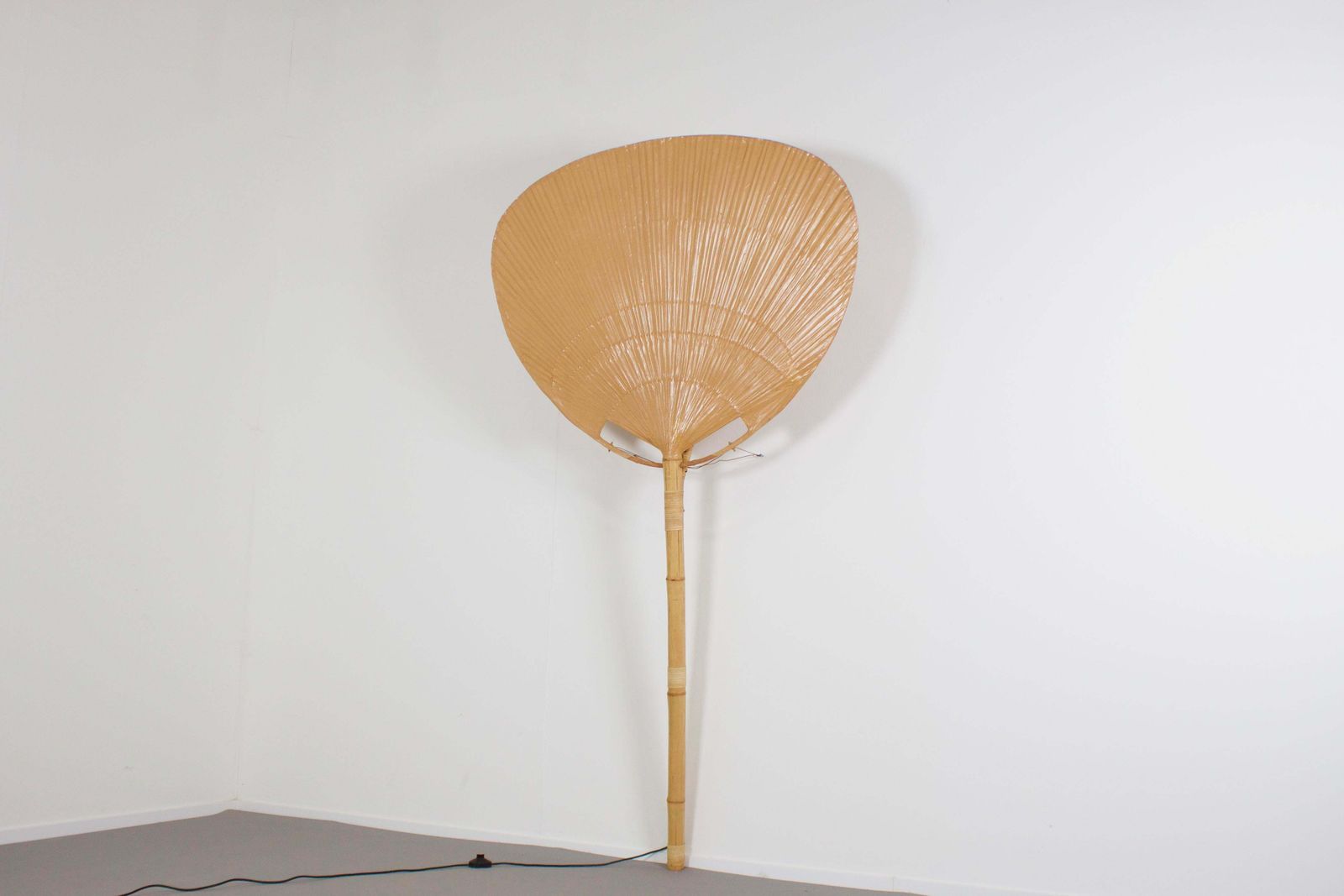 Very Large ‘Uchiwa’ Floor Lamp By Ingo Maurer For M Design, 1977 photo for sale