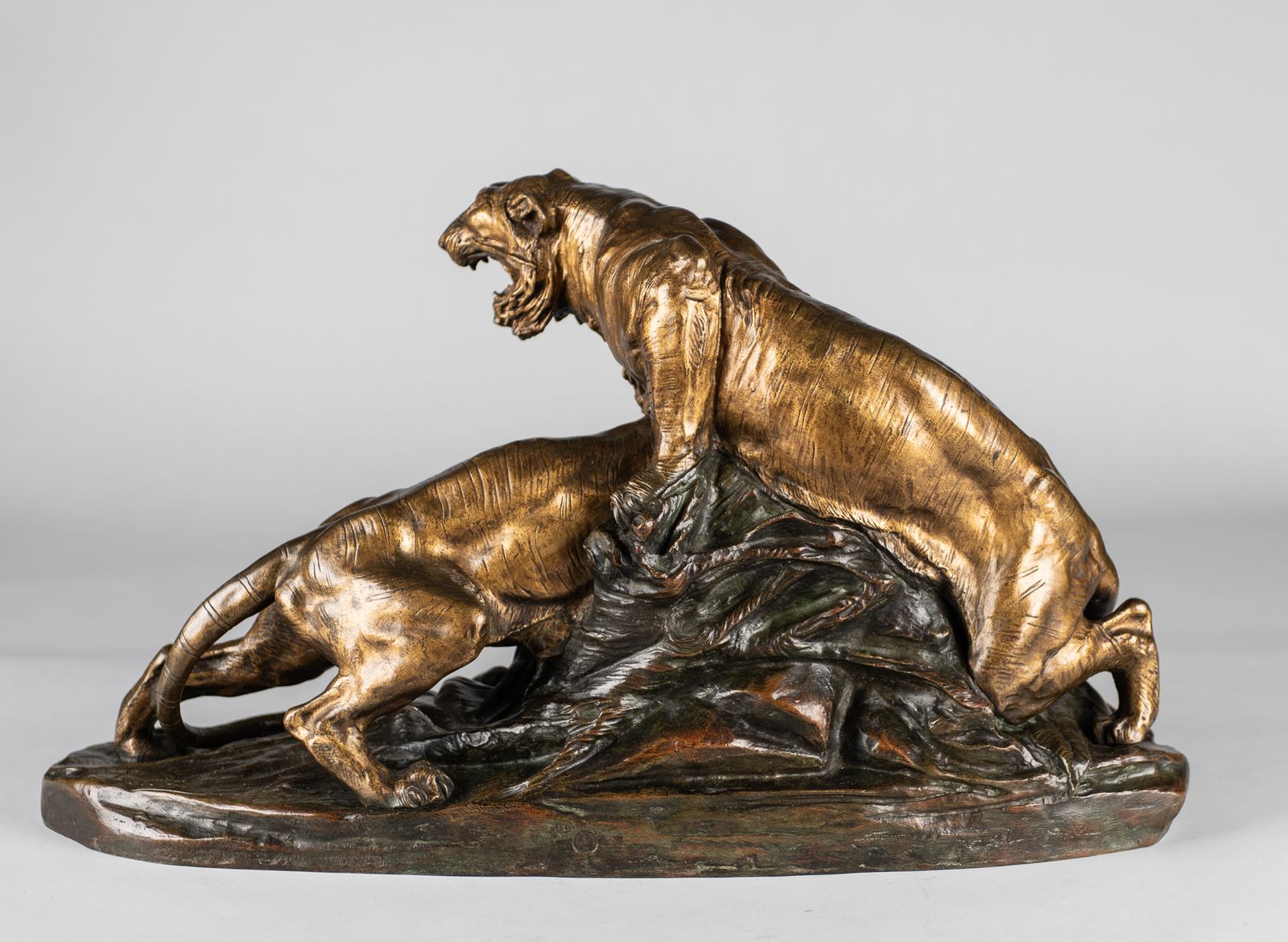 A Stunning 19th Century French Bronze Sculpture Of Two Tigers. Signed E.Drouot photo vintage