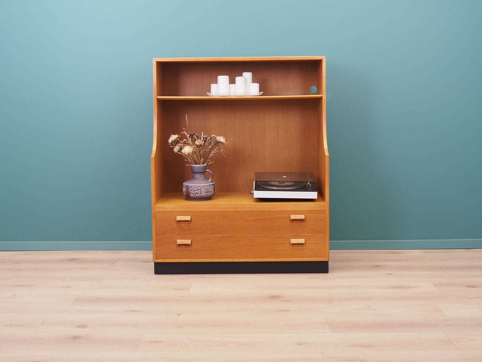 Ash Bookcase, Danish Design, 1970s, Designer: Børge Mogensen, Manufacturer: Søborg Møbler photo furniture
