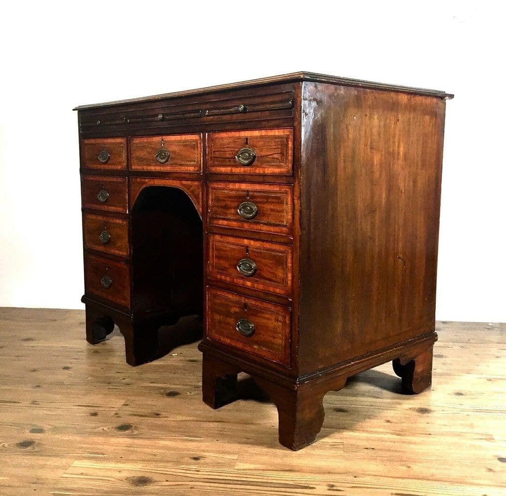 Victorian Antique Flamed Mahogany Keyhole Desk / Work Station / 19th Century