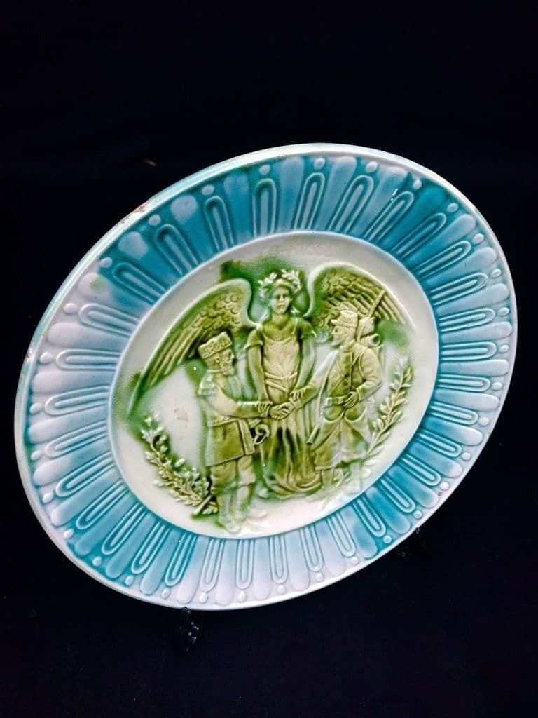 Antique Majolica Plate Nonaing French Commemorative Alliance Of France / Russia