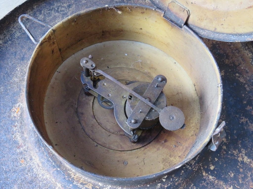 Antique French Decorative Tole Ware Clock photo for sale