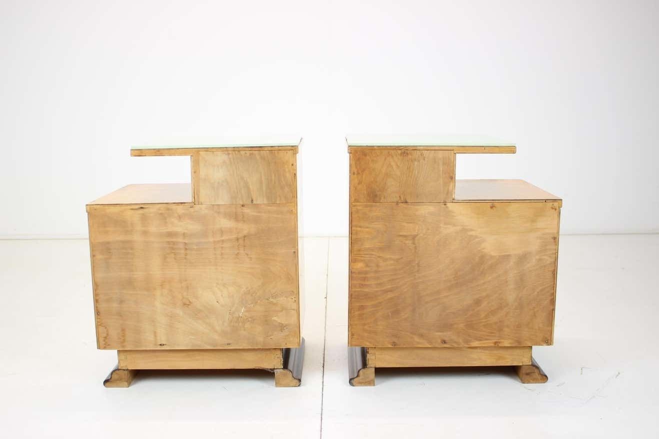 Set Of Two Bedside Tables Designed By Jindřich Halabala For Up Závody, 1950's photo vinterior