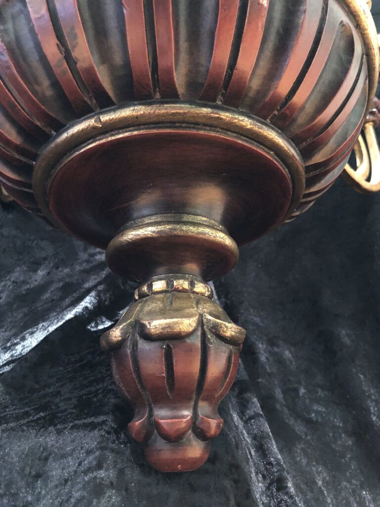 850.0 English Wooden Chandelier photo