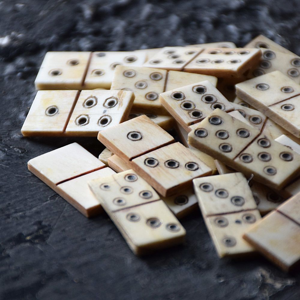 Pow Dominos, 1800s, Antique photo furniture