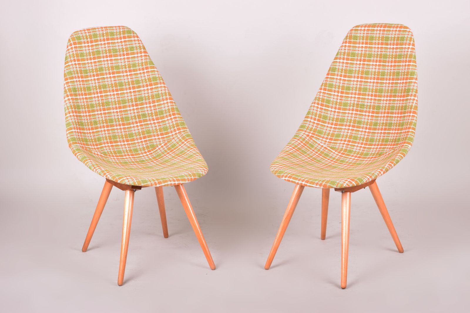 Restored Pair Of Czech Midcentury Chairs, 1950 1960, Made Out Of Beech & Fabric, Designed By Miroslav Navratil