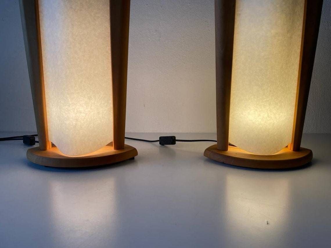 Plastic Paper And Wood Frame Pair Of Table Lamps By Domus 1980s Italy photo vinterior